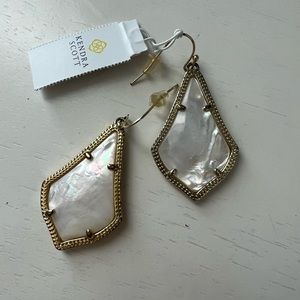 Used Kendra Scott Alex Earrings in Gold with Mother of Pearl